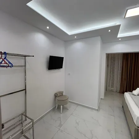 公寓式酒店 Villa Ksamil