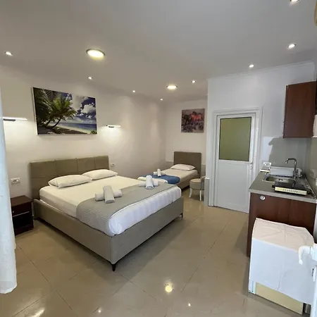 Villa Ksamil 公寓式酒店 *